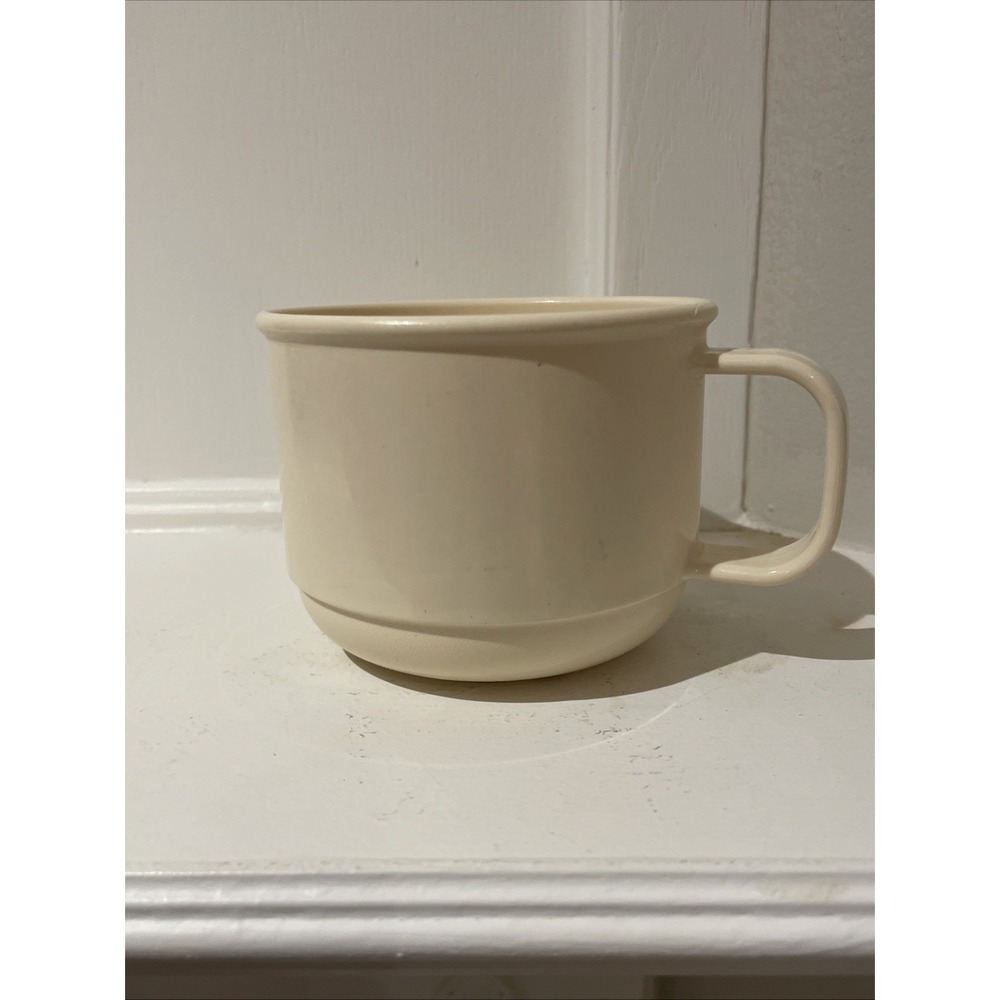 Rubbermaid Heatables Mug Cup 5520 Microwave Almond Soup 14oz Vintage